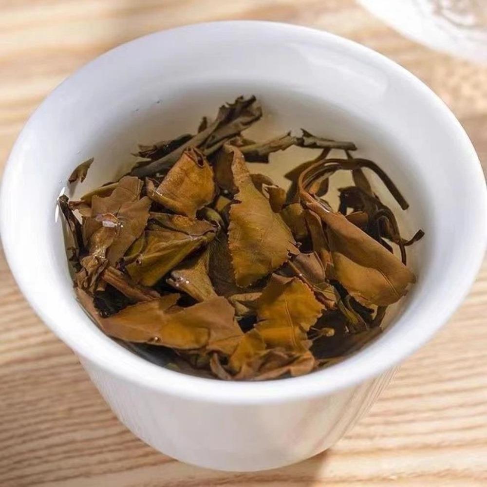 1000gFuDing Ball-shaped Aged Shou Mei Longevity Eyebrow Handmade pearl White Tea 1000克福鼎球形陈年寿眉 手工珍珠白茶