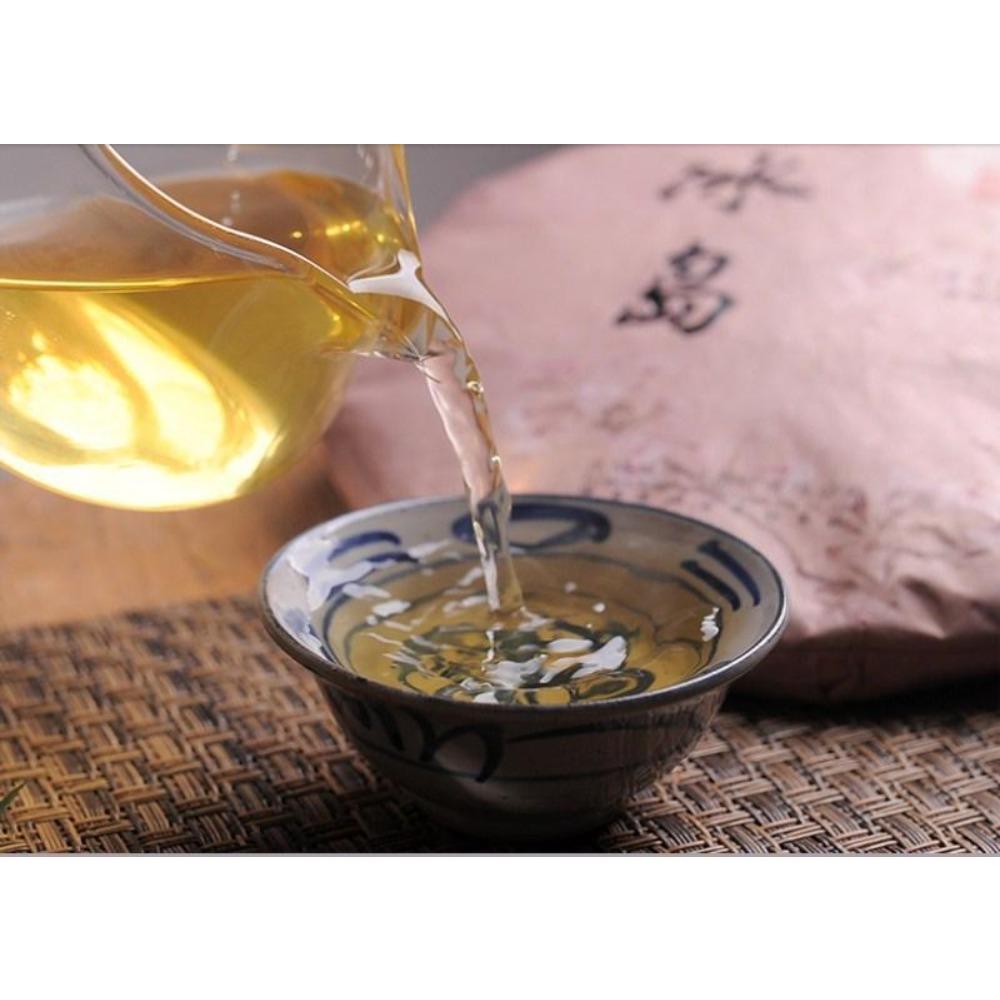 HelloYoungTea Raw Puerh Tea Cake Yunnan Iceland Organic Green Tea Premium Sheng Pu erh Healthy Drink