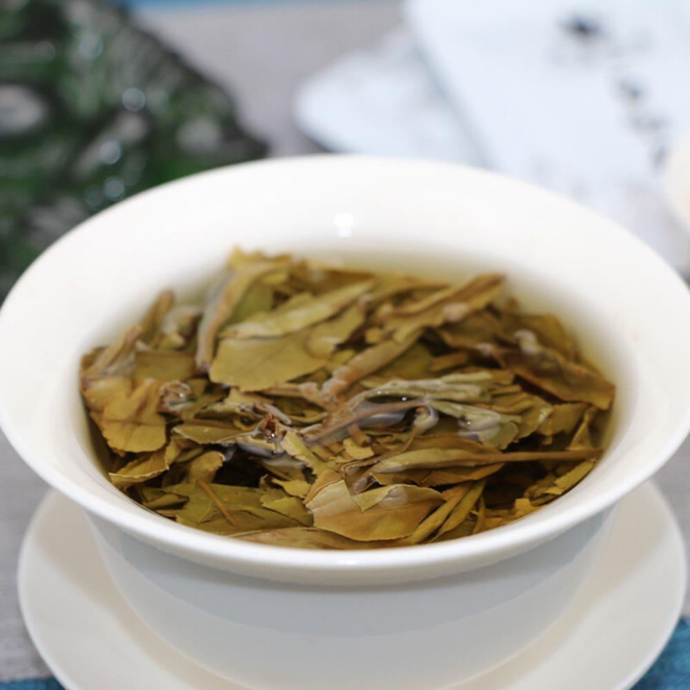 HelloYoungTea Premium Organic Fuding Bai Mu Dan Flake White Peony Pai Mu Tan White Tea 20 Pcs