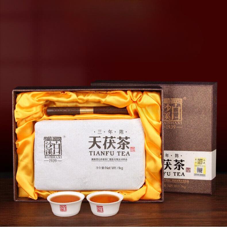 HelloYoungTea Anhua Dark Tea BaiShaxi 1939 Gold Flower Tea Brick 3 Years Aged Tian Fu Tea 1kg