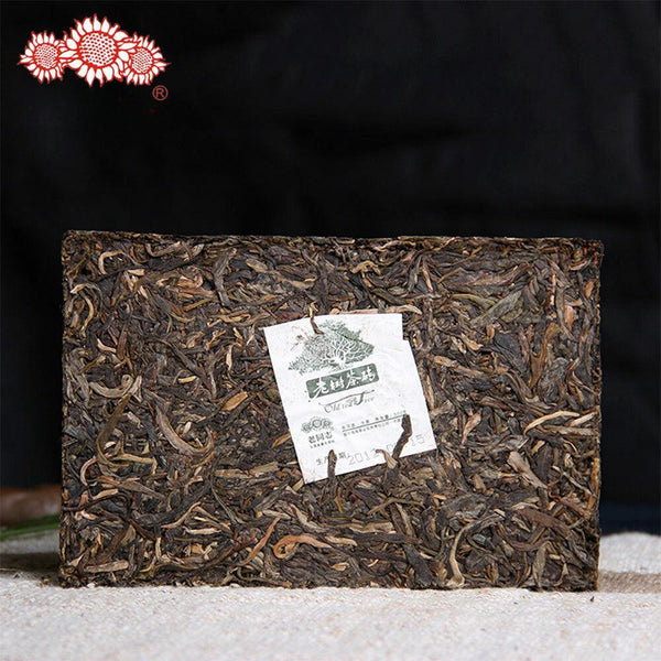Haiwan Old Comrade Organic Old Tea Tree Pu-erh Brick 2012 500g Raw Pu'er Puer