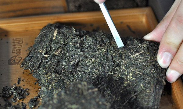 HelloYoung 338g Nature Black Tea Hunan Dark Tea The Antifatigue Jinhua Fu Chinese Brick Tea