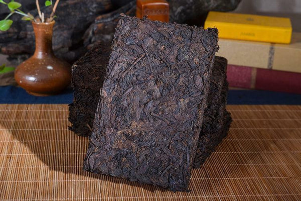 HelloYoung High Quality Cooked Puer Tea Yunnan Menghai Handmade Ripe Pu erh Tea Brick 250g