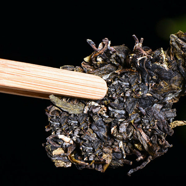 HelloYoung Puerh Tea Raw Tea Early Spring Ancient Tree Health Care Chinese Green Food 250g