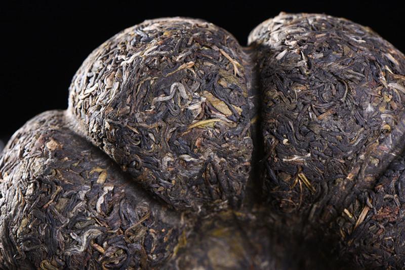 HelloYoung Iceland Ancient Tree Gourd Tea Chinese Tea Healthy Drink Yunnan Pu Erh Tea 1000g