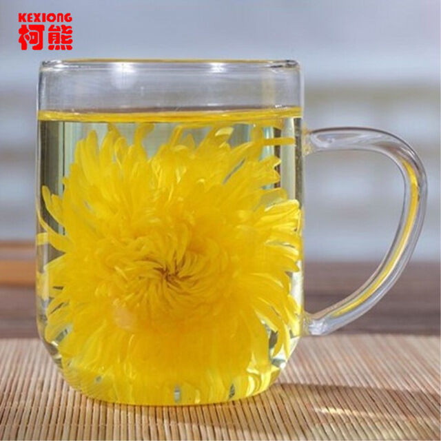 HelloYoung A Large Cup of Natural Herbal Tea In Summer Gold Huang Ju 4 Pieces Chrysanthemum Main image