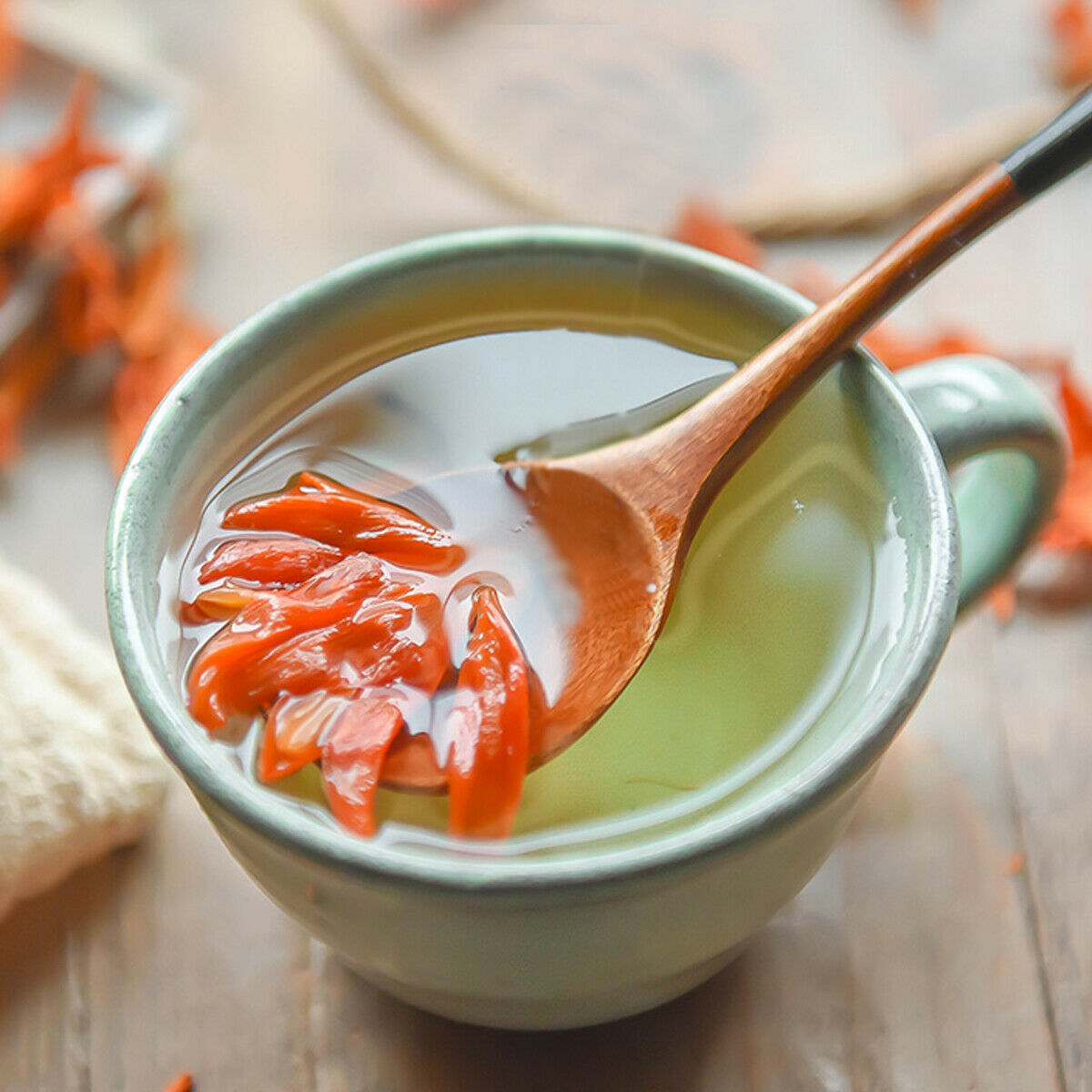 HelloYoung Dried Lily Tea Dried Flowers Tea Handmade Picking Elmination of Toxicant Healthy