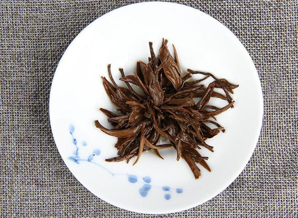 HelloYoung60g Yunnan Dianhong Black Tea Small Pagoda Pu-erh Tea Canned Handmade Black Tea