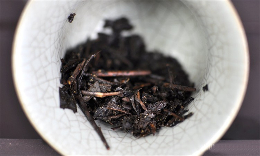 HelloYoung Jinhua Fu Brick Tea Nature Chinese Black Tea The Antifatigue Hunan Dark Tea 338g