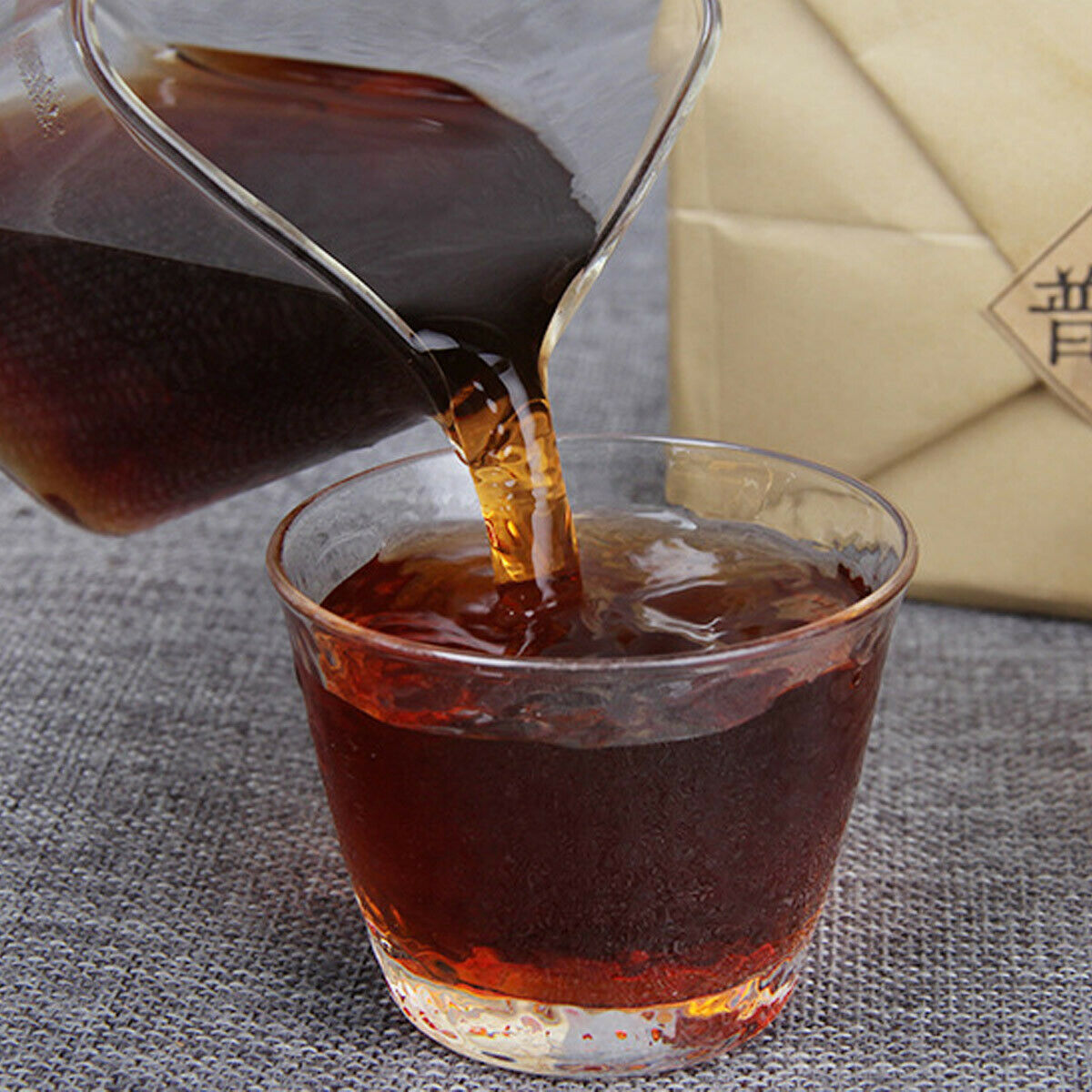 HelloYoung 2.2lbs Ripe Puerh Tea Brick Icelandic Ancient Tree Black Tea Old Dry  Puer Brick Yunnan 1000g