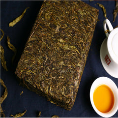 HelloYoung Black Tea Golden Flower Fu Zhuan Black Tea 750g Traditional Craft Brick Dark Tea