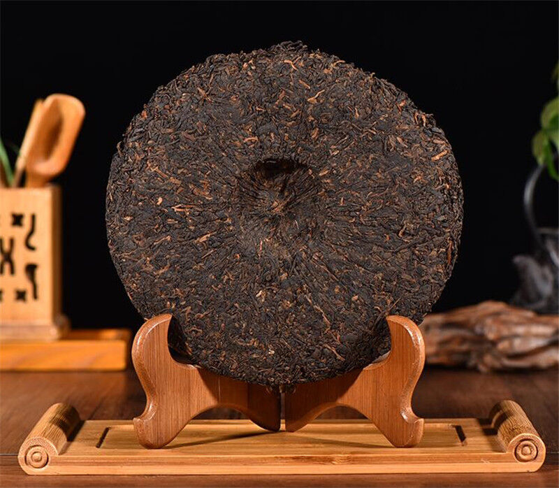HelloYoung Gong Ting Royal Old Puer Tea Cake Yunnan Mengku Ripe Pu-erh Tea Black Tea 400g 茶 Main image