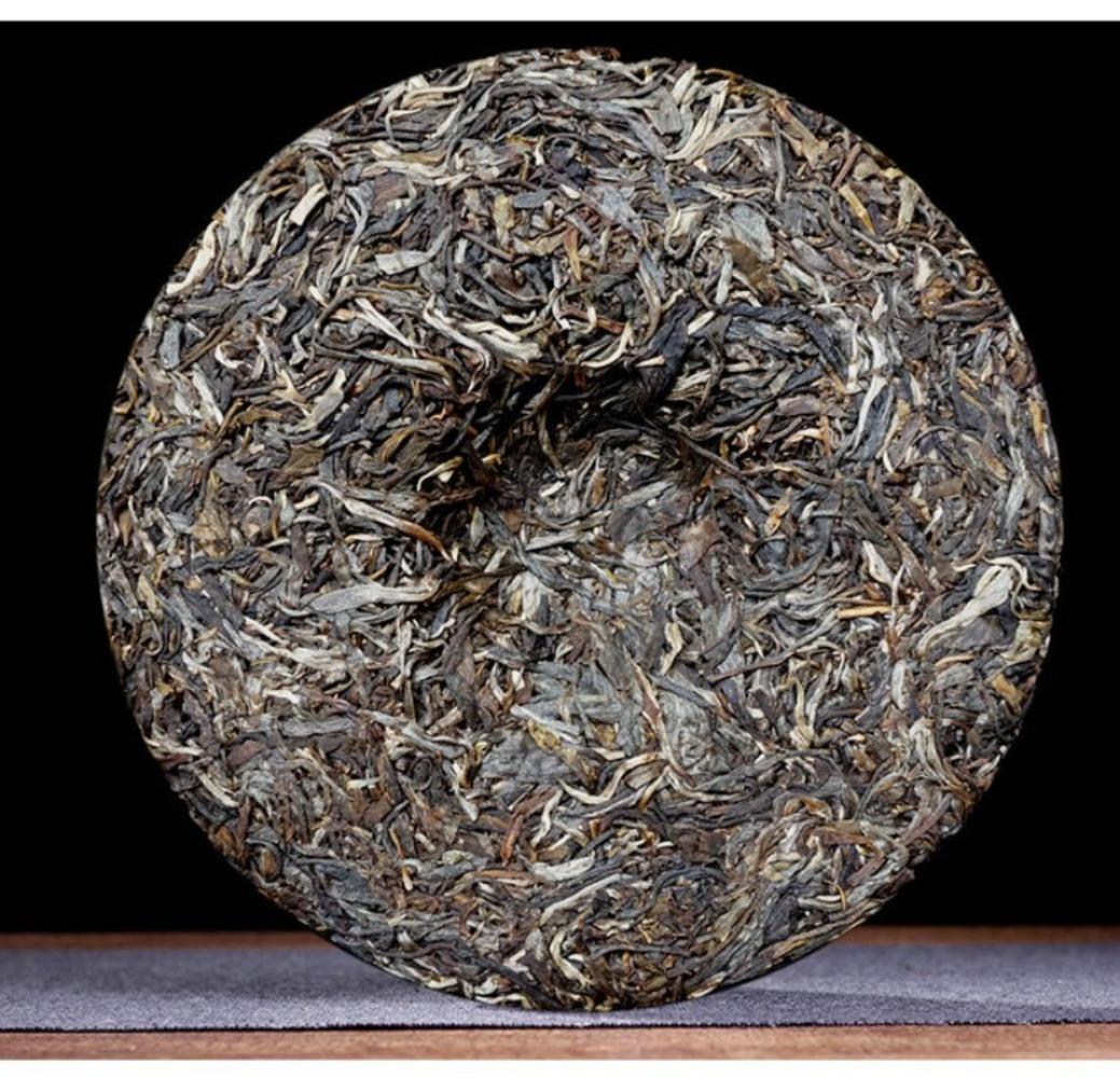 HelloYoungTea Yunnan Yiwu Guafengzhai 2021 Premium Ancient Tree Raw Pu-erh Gong Tea Cake 357g