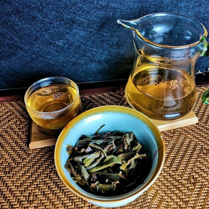 HelloYoungTea 357g Impression Peacock Tea Cake  Premium Yunnan Pu'er Tea Healthy Drink