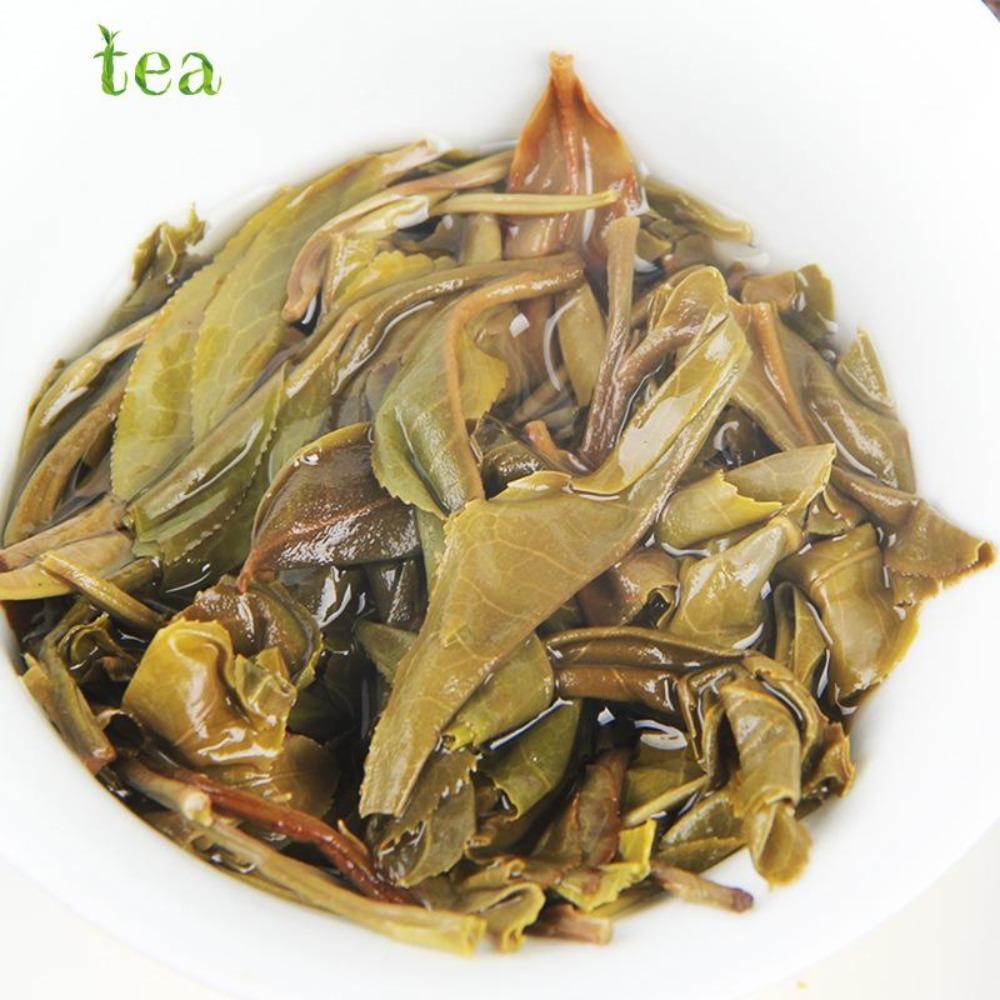 HelloYoungTea Yunnan Menghai Pu'er Tea, Large Leaf Black Tea, Seven Seeds Tea, 357g, Yiwu Gaoshan Green Tea