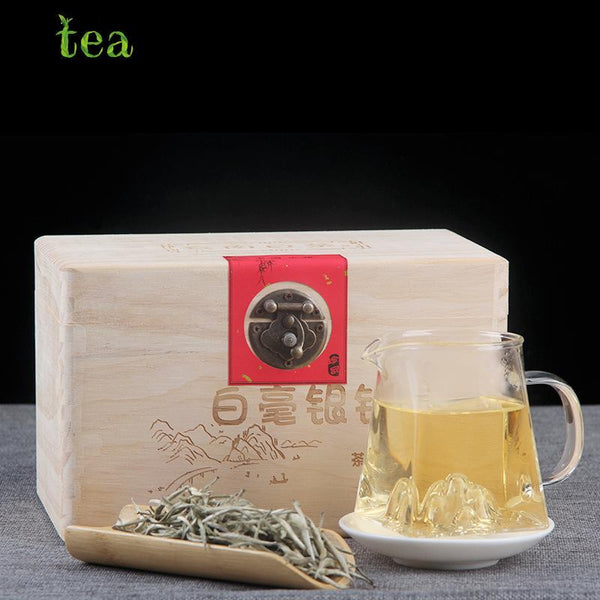 HelloYoungTea Yunnan White Tea Gift Box, Golden Sprout Moonlight Beauty Single Sprout Old White Tea, White Hair Silver Needle, 500g 云南白茶礼盒，金芽月光美人单芽老白茶，白毫银针，500克