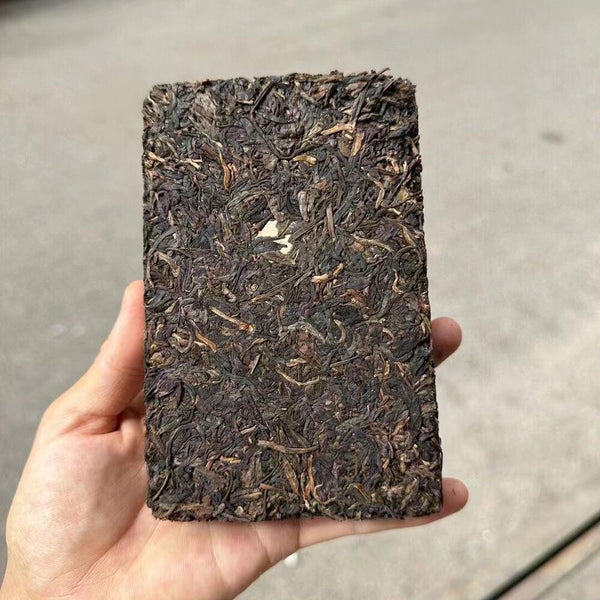 HelloYoungTea 250g Yunnan Old Pu-erh Brick Tea 2005 Dayi Aged Puerh Raw Tea Premium Pu'er Tea