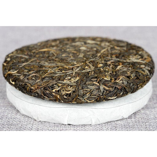 200g Yunnan Pu'er Seven Seed Cake Tea High Pole Raw Tea Cake Early Spring Tea