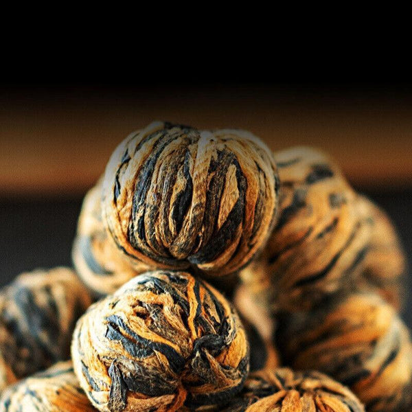 HelloYoungTea 500g Yunnan Dian Hong Tea Embroidery Ball Handmade Dragon Pearl Small Gold Ball