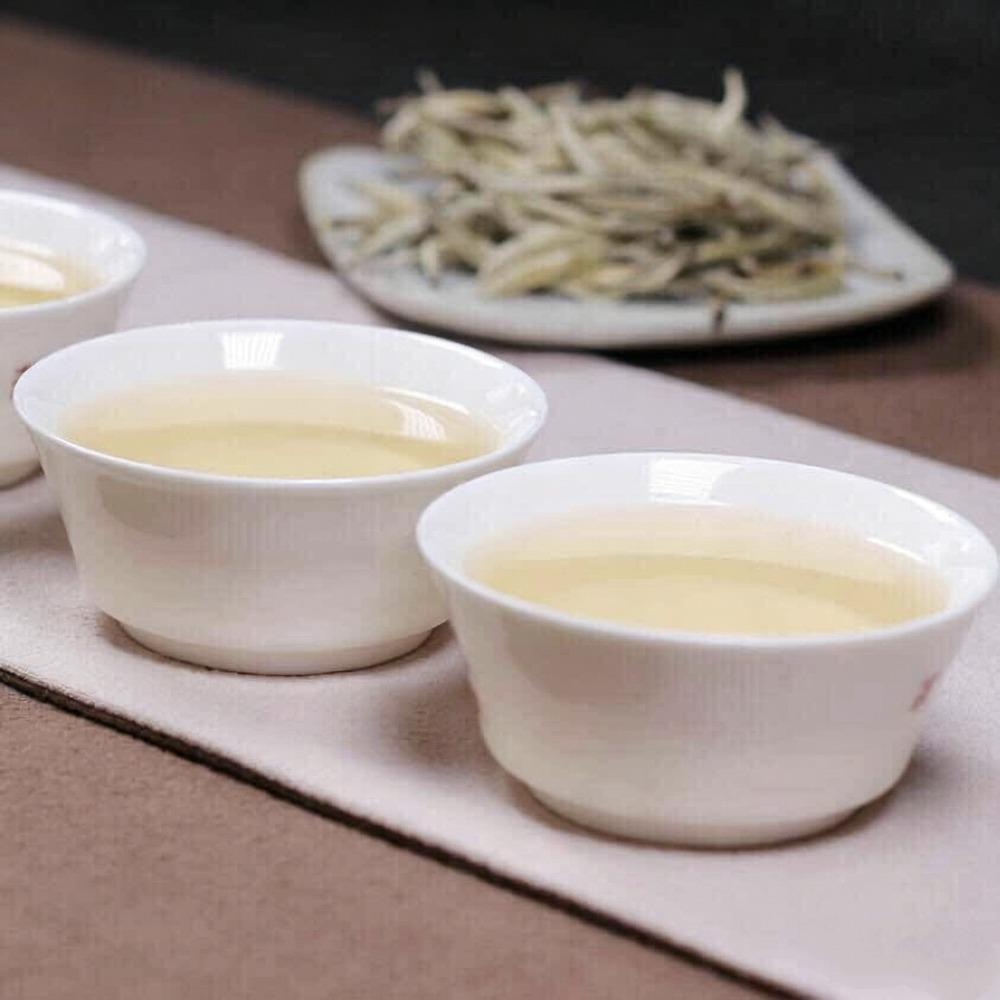 HelloYoungTea Natural Fuding White Tea Silver Needle Bai Hao Yin Zhen Tea Cake 300g