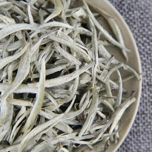 500g Chinese Yunnan Silver Needle White Tea Premium Bai Hao Yin Zhen Bai Cha Tea 500克中国云南白毫银针白茶 优质白毫银针白茶