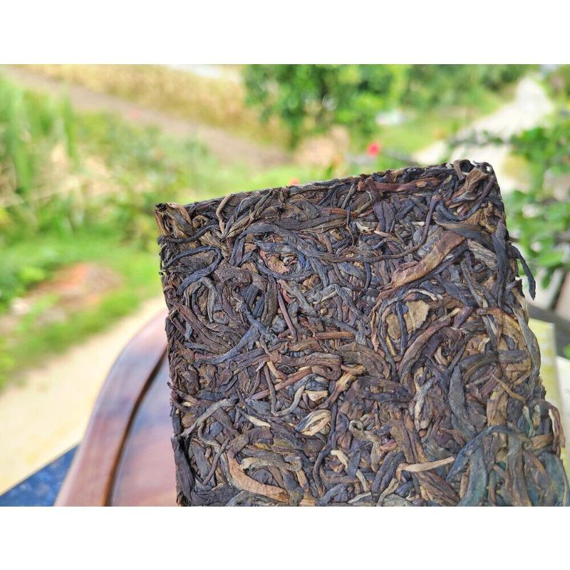 HelloYoungTea 200g YunNan Pu'er Old Tea Brick Tea Yiwu Old Raw Tea Aged Pu'er Raw Tea Brick