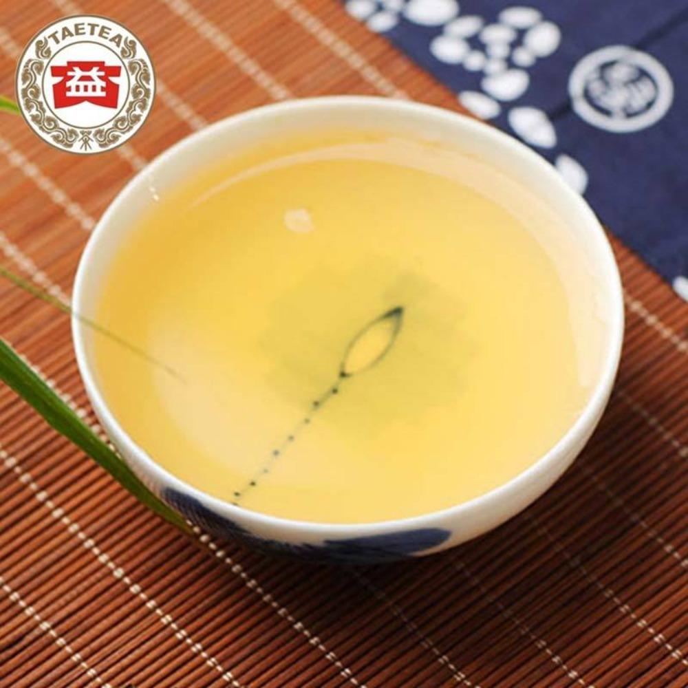HelloYoungTea 150g TAETEA 7542 Raw Puer Tea Cake Dayi Menghai Sheng Pu-erh