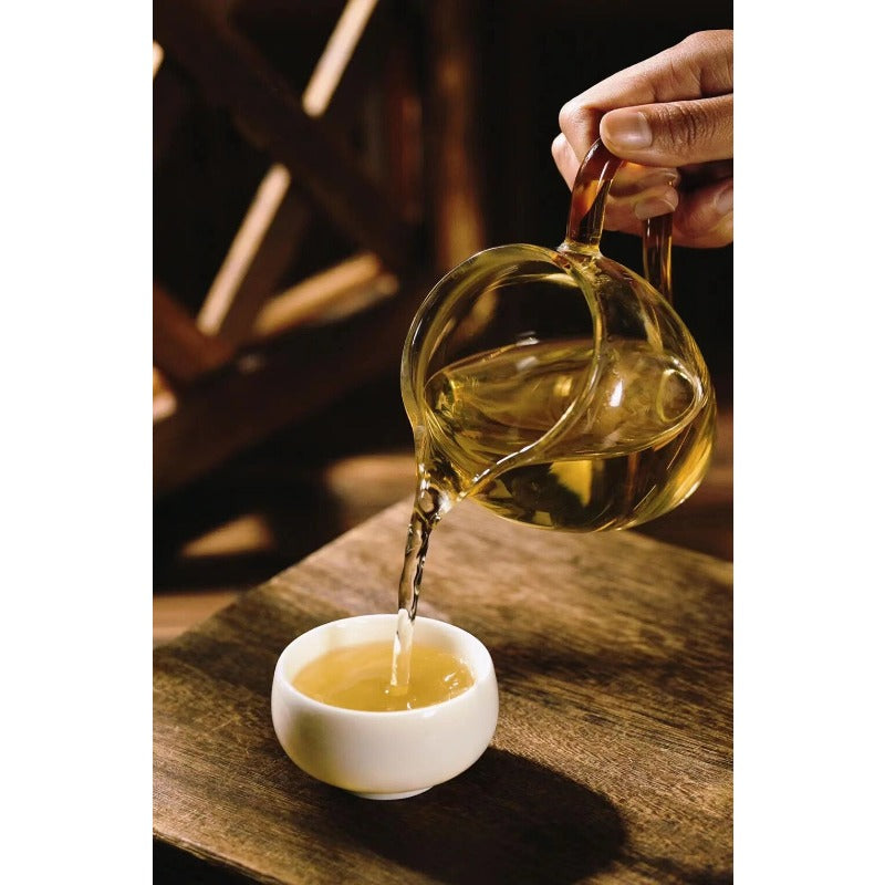 HelloYoung ManSong Royal Tribute Tea Ancient Pu'er Raw Tea Kunming Dry Storage 357g/12.59oz
