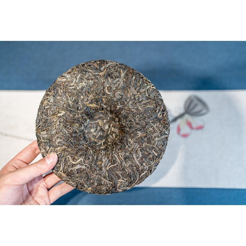 357g DaXueshan Pu'er Raw Tea Yunnan First Spring Ancient Seven Seed Cake Tea