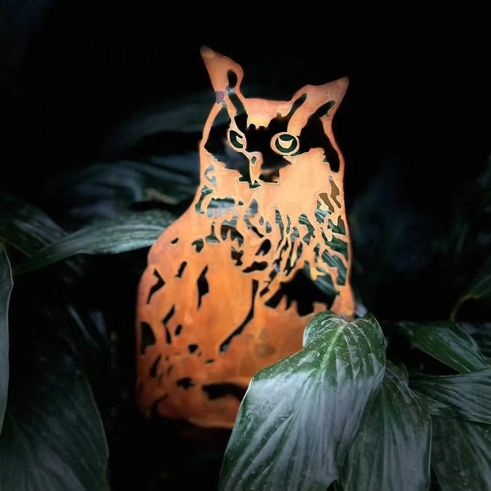 CIFbuy™ Rusty Squirrel Garden Metal Yard Art - Handmade Corten Steel Statue with Rustic Patina, Outdoor Garden Decoration Adding Rustic Elegance, Metal Craft for Yard Beauty, Unique Collectible Figurines.