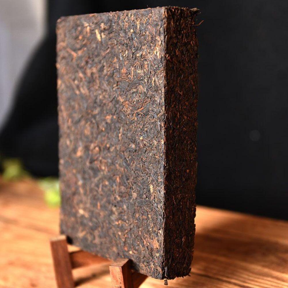 Yunnan Lao Banzhang Houde Aged Ripe Puer Tea Brick 1000g 云南老班章后德陈年熟普洱茶砖 1000克