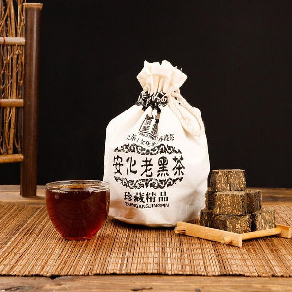 HelloYoungTea 2015 Anhua Dark Tea Qian Liang Cha, Portable with Floral Aroma, 500g 2015年安化黑茶千两茶，便携装，花香型，500克