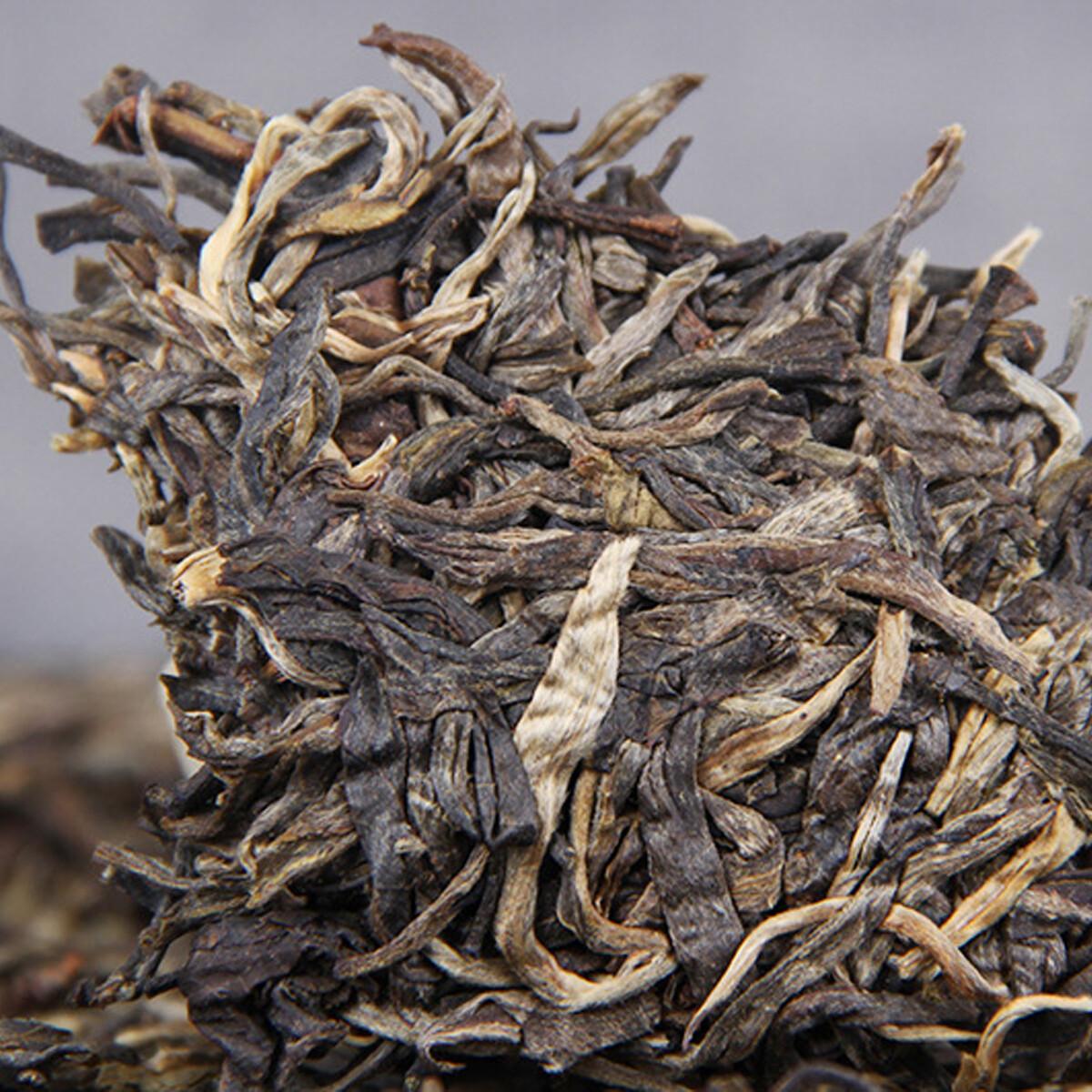HelloYoungTea Premium Yunnan Green Pu erh Tea Cake 357g Early Spring Bingdao Health Tea