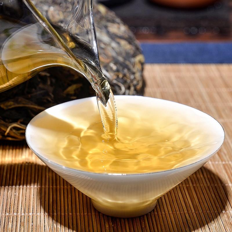 2012 Banzhang King Sheng Puerh Tea Cake, 357g 2012年班章王生普洱饼茶，357克