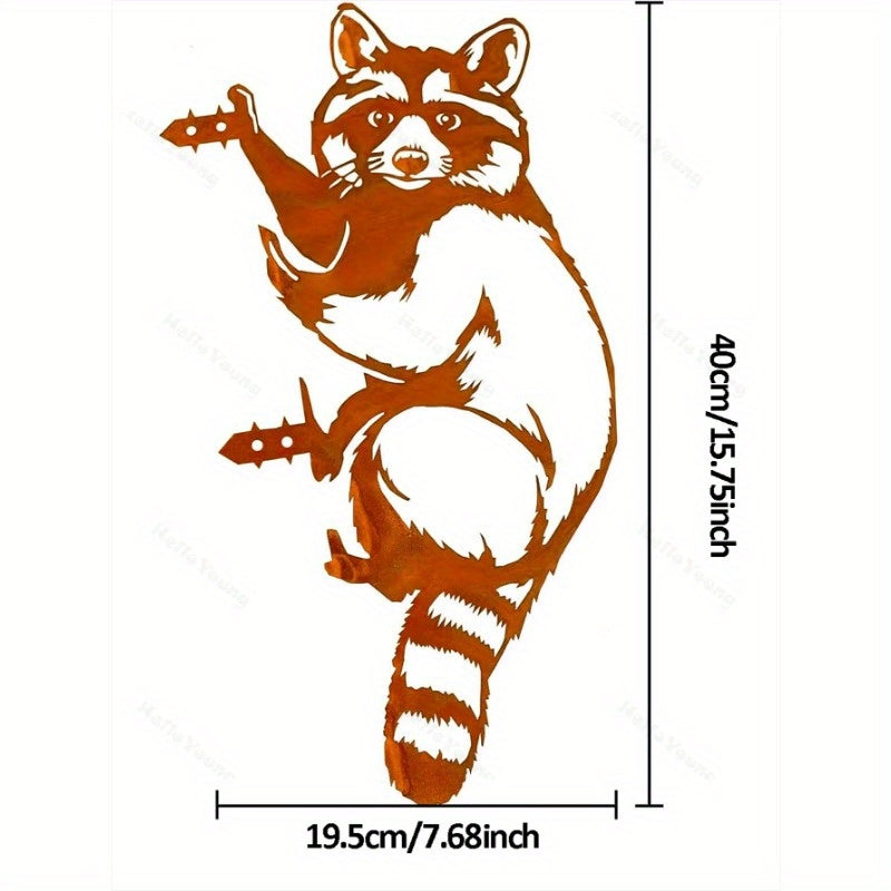 One Pack of Exquisite Animal-themed Metal Garden Decorations: Perfect for Gardens, Courtyards, and Other Outdoor Activity Areas. Features Squirrel, Fox, Raccoon, and Owl-shaped Metal Decor Pieces.Garden Stakes