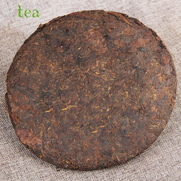 HelloYoungTea Menghai Chengyun Aged Pu'er Prepared Tea, Yunnan Special 7-Cake Package in Whole Bamboo Husk