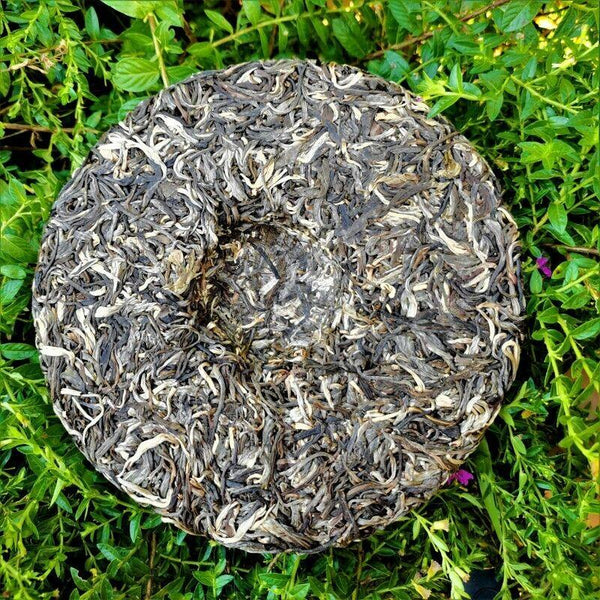 HelloYoungTea 357g Zhonghong India Mansong Pu'er Raw Tea Cake Organic Green Tea Healthy Drink