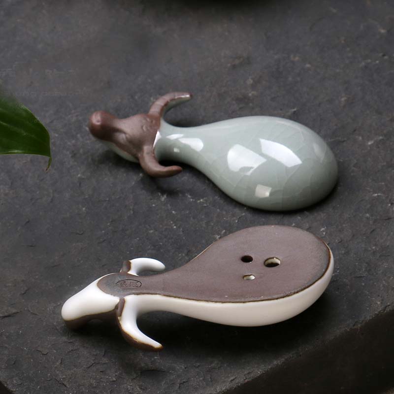 CJ279 Creative Ceramic Tea Pet Lucky Ox Kiln Kung fu Tea Set Ru Kiln Tea Tray Ornaments Home Decorations