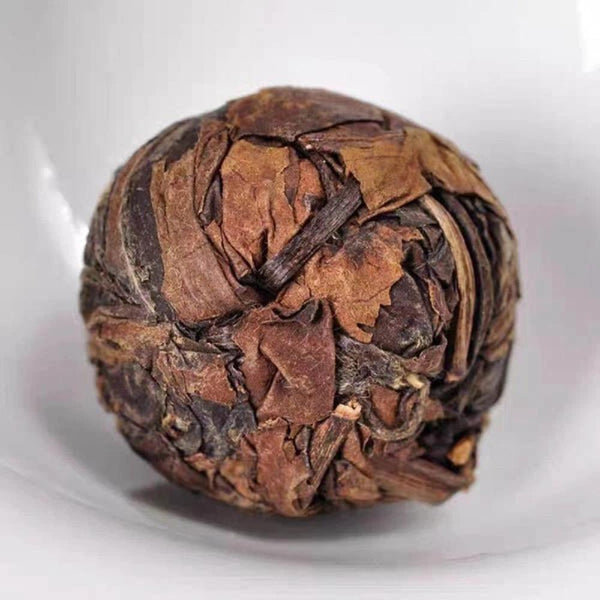 1000gFuDing Ball-shaped Aged Shou Mei Longevity Eyebrow Handmade pearl White Tea 1000克福鼎球形陈年寿眉 手工珍珠白茶