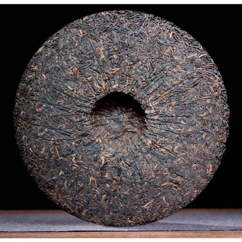HelloYoungTea Yunnan Bulang Mountain Premium Bulang Golden Bud Pu-erh Ripe Cake 357g