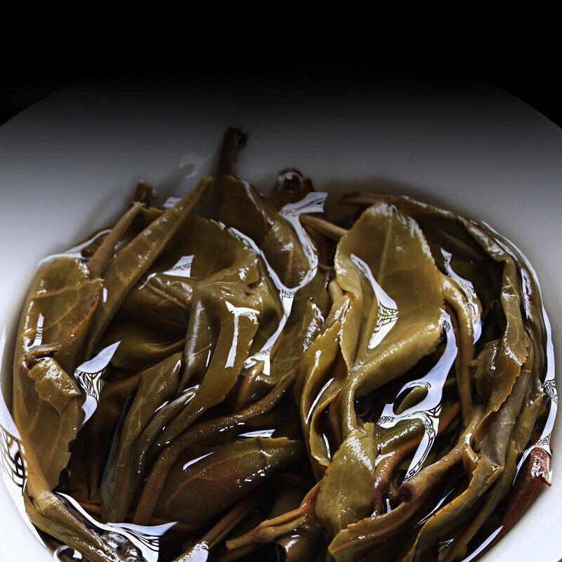 100g Pu-erh Raw Tea Tea Cake Yunnan Iceland Ancient Tree Pu-erh Tea Leaves