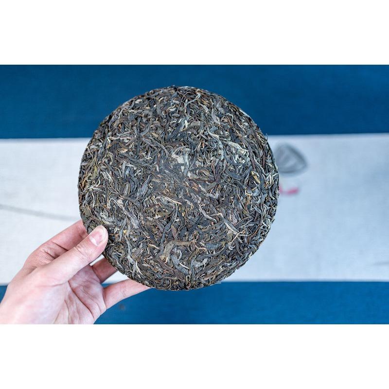 357g Xigui First Spring Pu'er Raw Tea Yunnan Ancient Pu'er Seven Seed Cake Tea