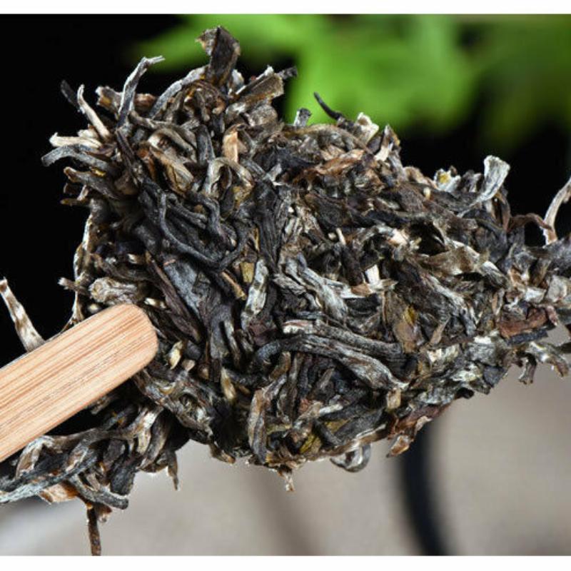 HelloYoungTea Golden Peacock * 2015 Li Ming Spark Pu-erh Tea Cake 357g Raw Puerh Tea Puer