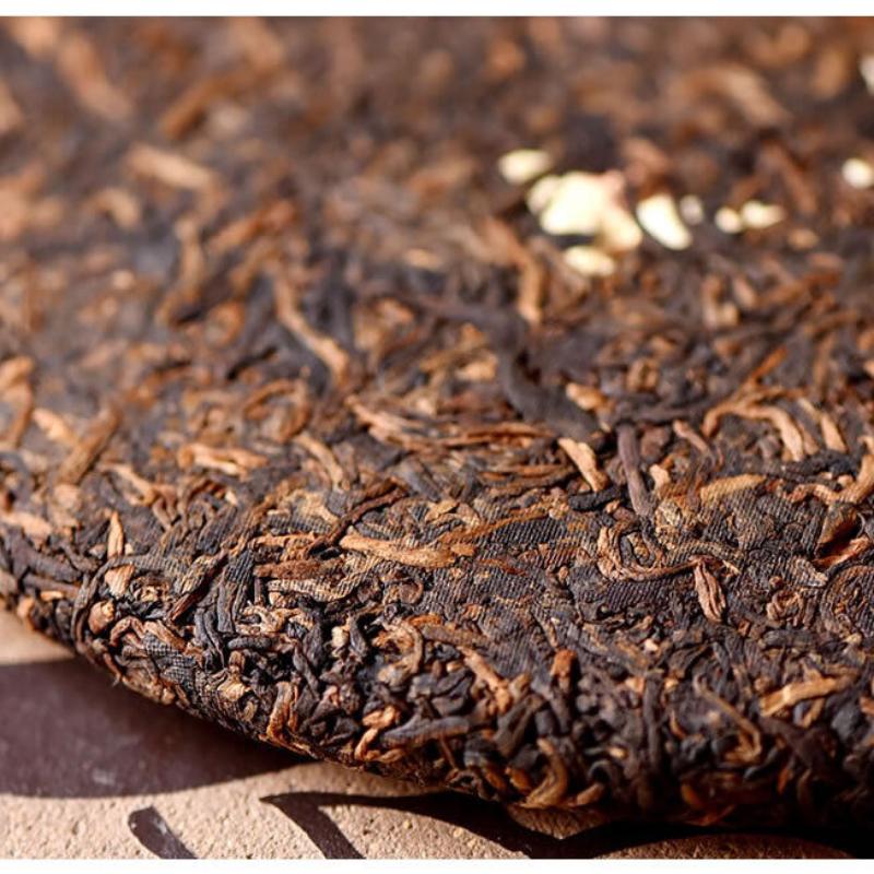 HelloYoungTea 2023 Ripe Puer Golden Buds Cake Menghai Daoshenggen Court Pu'er Tea 357g/12.59oz