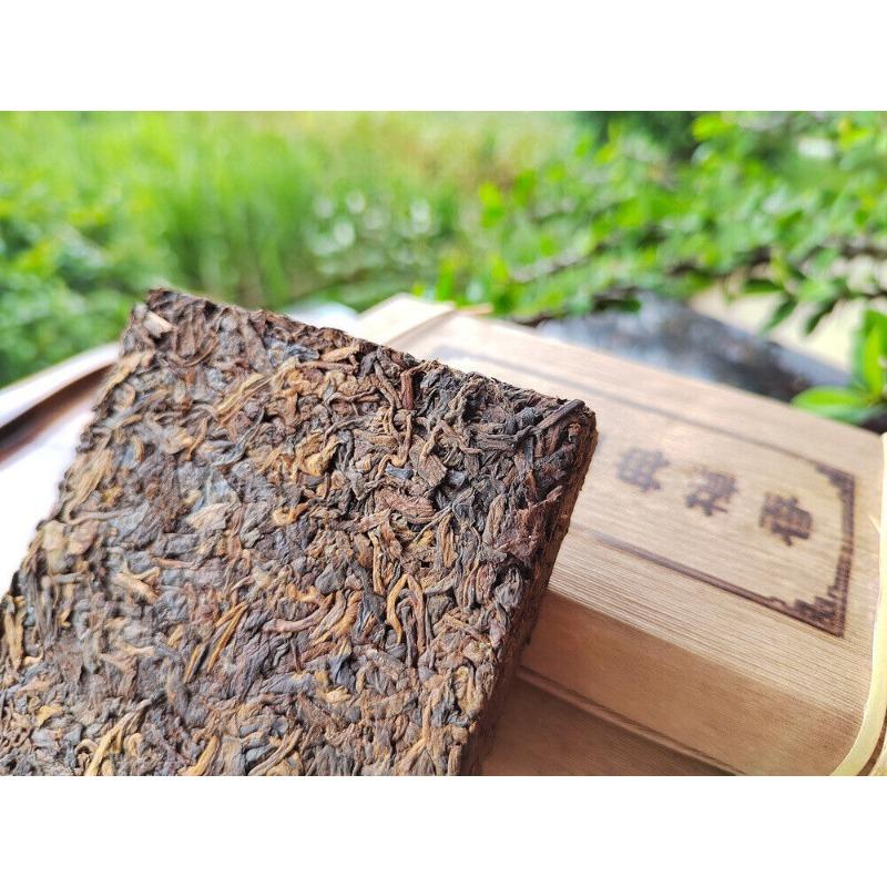 HelloYoungTea 250g Yiwu Ripe Brick Camphor Brick Tea Old Tea Shoots Leaf Packaging Ripe Pu'er