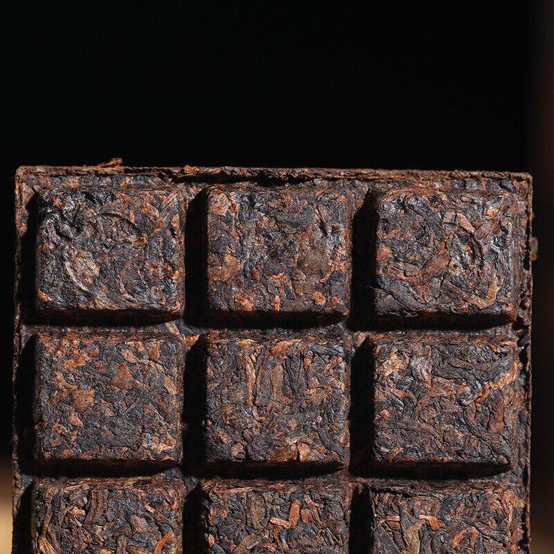 HelloYoungTea 200g Yunnan Menghai Large Tree Dry Storage Hand Brewed Tea Ripe Tea Brick