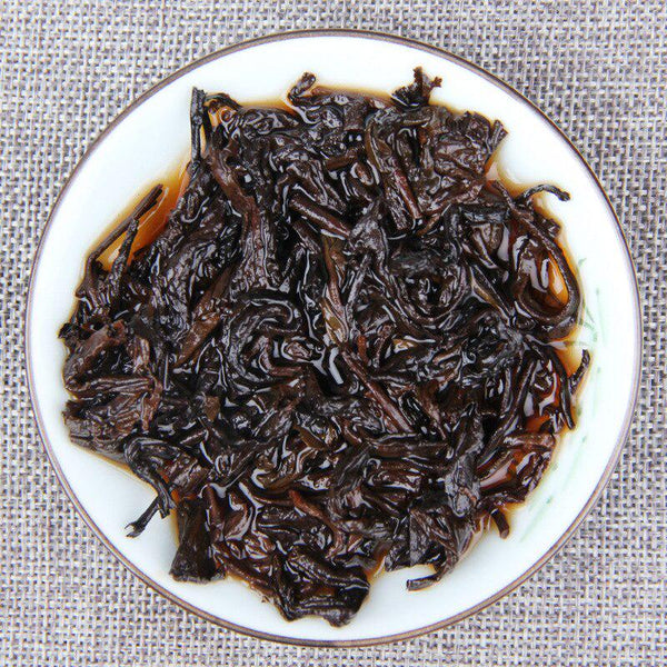 HelloYoungTea 2016 Menghai Yunnan Shu Pu-erh "Iron Shu" Spring Bud Cake 188g 2016年勐海云南熟普洱“铁树”春芽饼 188克