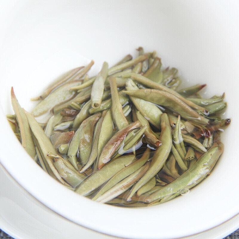 HelloYoungTea 200g White Tea Cake Silver Needle Yunnan White Tea Ancient Tree Pu'er Tea Cake