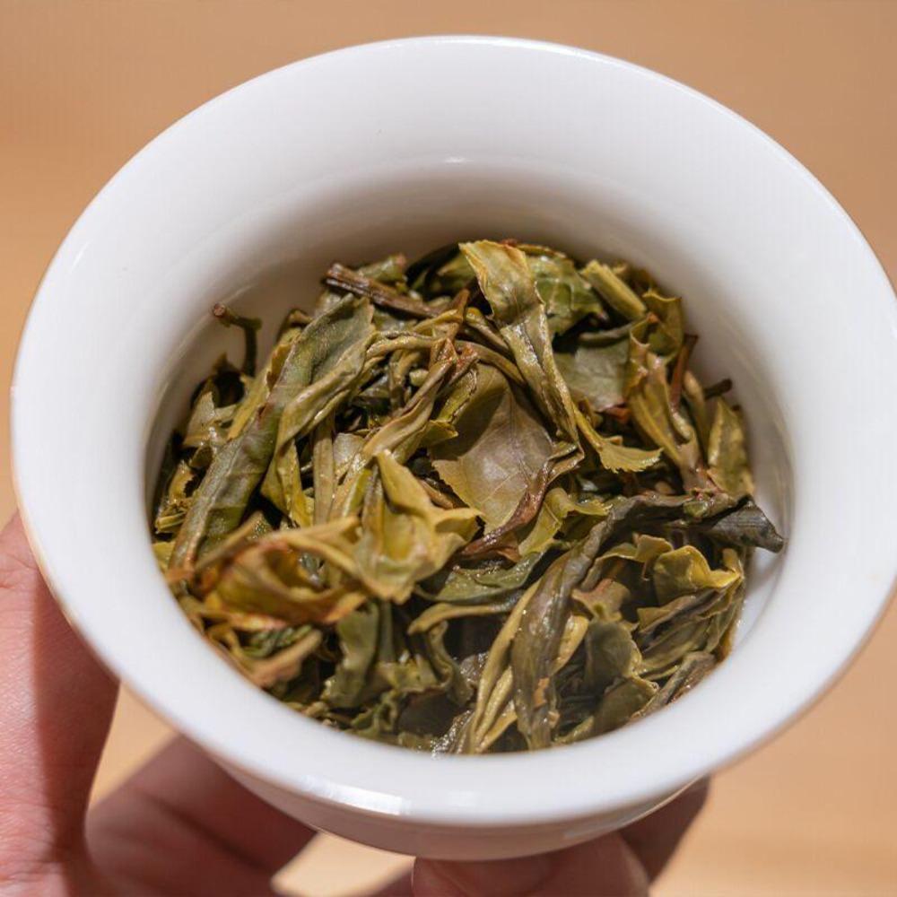 HelloYoungTea 357g Brown Mountain Ancient Tree Seven Seed Yunnan Raw Pu'er Tea Cake 357克布朗山古树七子饼云南生普洱饼茶
