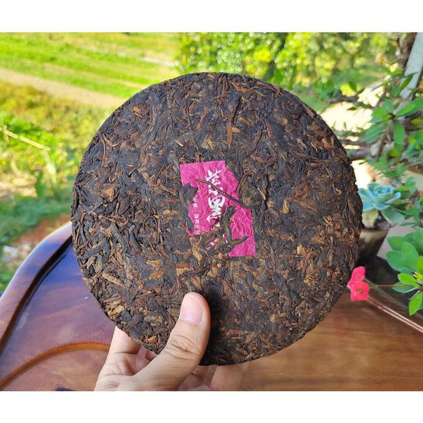 357g Lao Man'e Ancient Tea Menghai Seven Cakes Ripe Brown Mountain Ripe Tea Cake